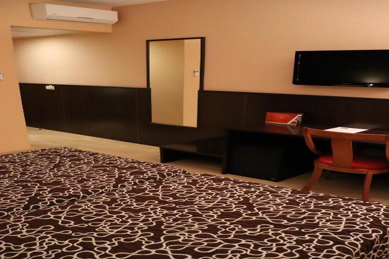 Hotel Acosta Ciudad De La Musica Вильяфранка-де-лос-Баррос Экстерьер фото